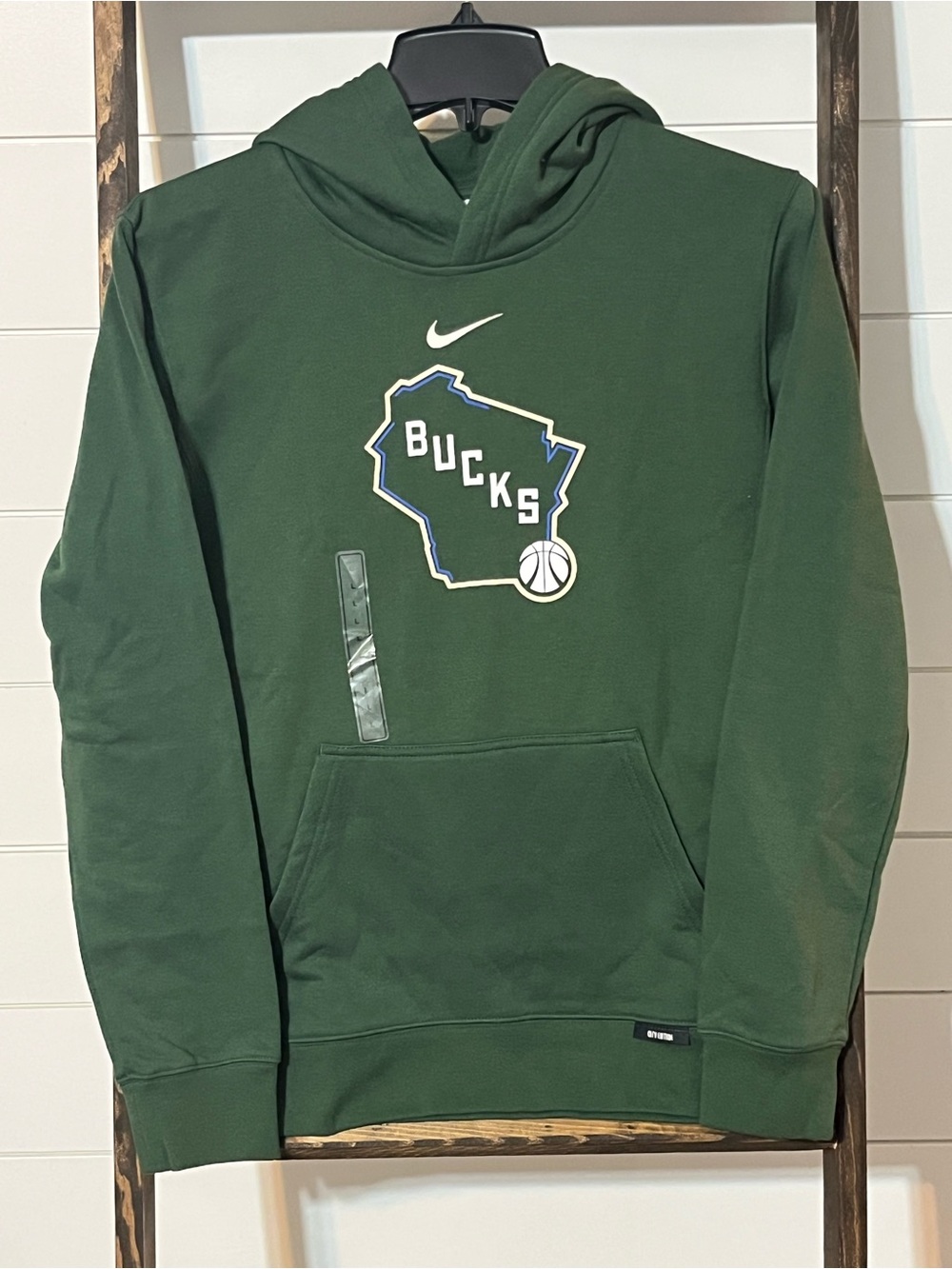 Nike Green Milwaukee Bucks Crewneck Hoodie